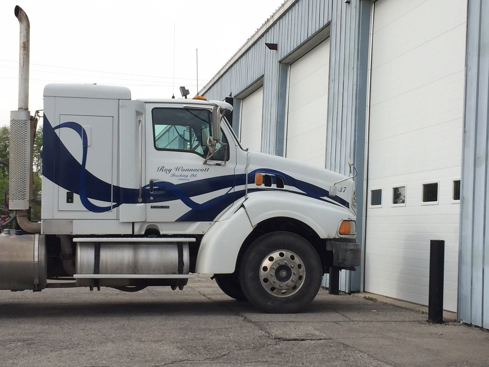 Wonnacott Truck Wrap